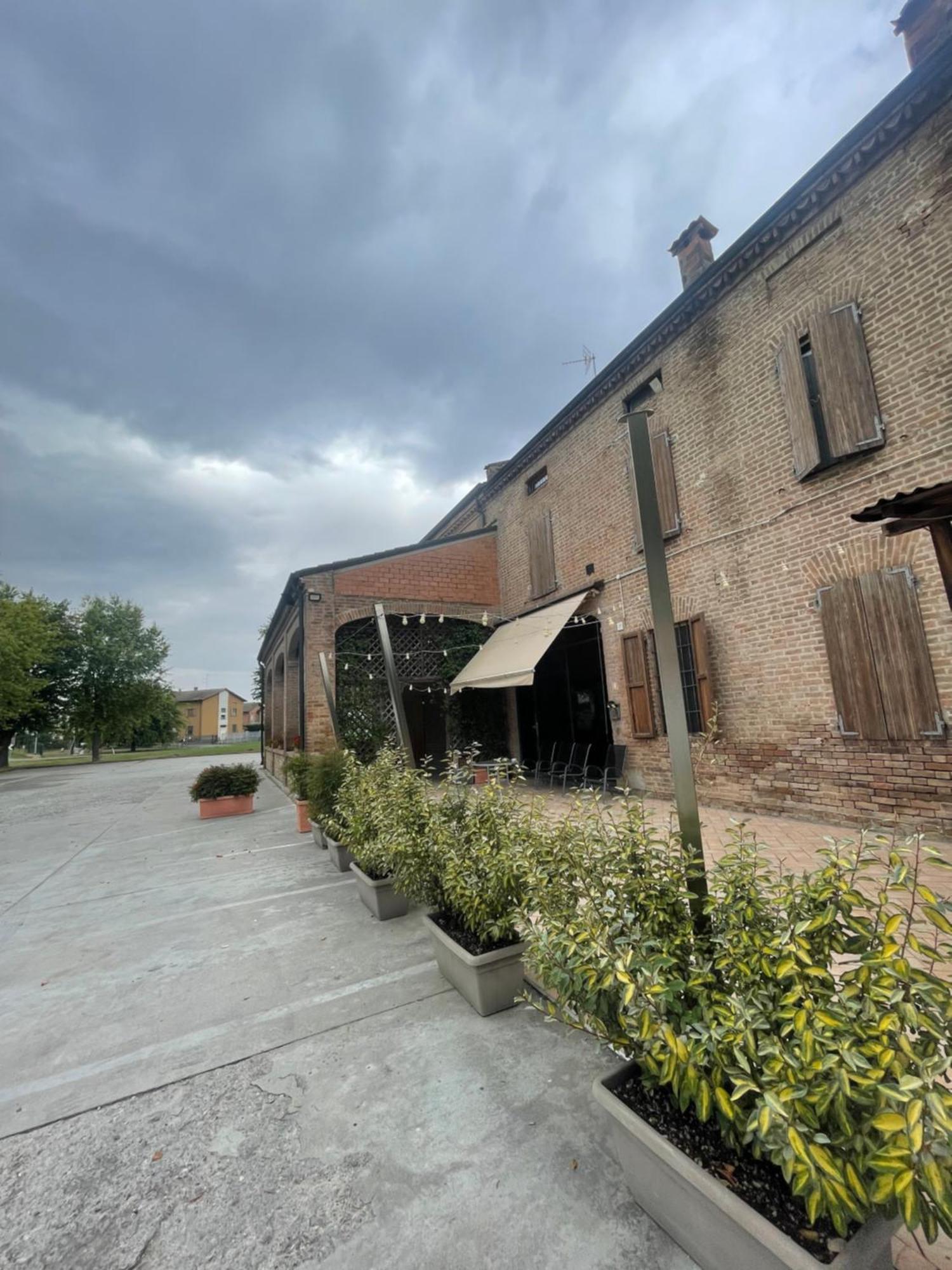 Hotel La Cascina Fontanellato Exterior photo